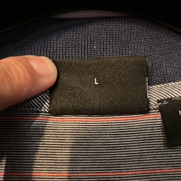 Hugo Boss Mercerized Cotton Polo Shirt; Blue w/ Red Microstripe (Men’s L) - Picture 4 of 6